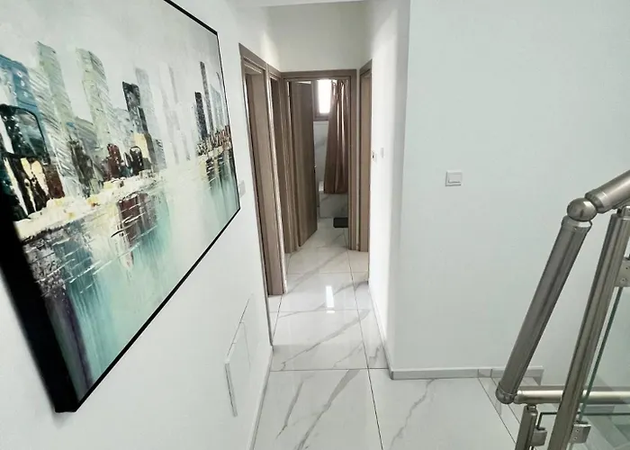 Hubstay - Seaview Oriana In * 라르나카