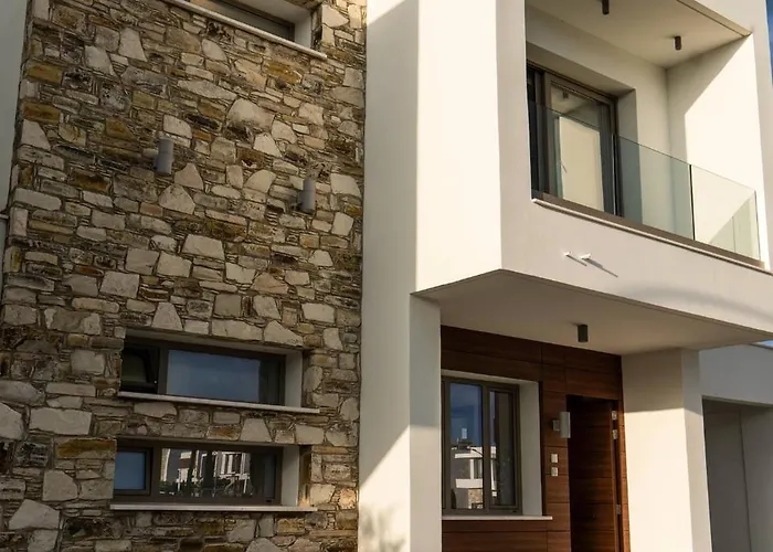 Hubstay - Seaview Oriana In * Ларнака