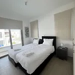 Hubstay - Seaview Oriana In 라르나카