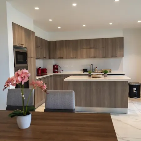 Holiday home Hubstay - Seaview Oriana In *